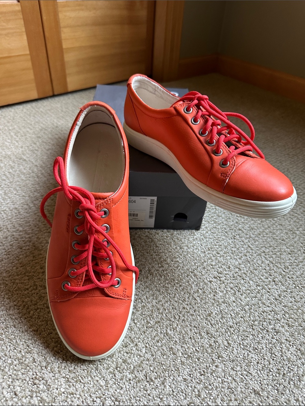 Ecco Women's Bright Orange Leather Lace-Up Sneakers
